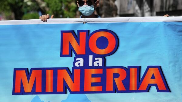 Protesta contra la flexibilización de la minería - Sputnik Mundo
