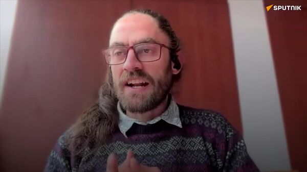 ‍ Ecuador apuesta por la minería para atender la urgencia fiscal pese al mandato popular contra su expansión - Sputnik Mundo