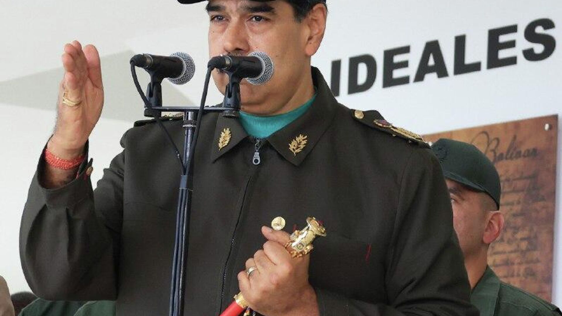 Maduro acusa a EEUU de violar sus garantías constitucionales Maduro acusa a EEUU de violar sus garantías constitucionales - Sputnik Mundo, 1920, 27.02.2026