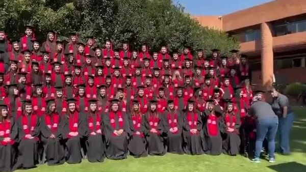 Final desastroso de una sesión fotográfica en México - Sputnik Mundo