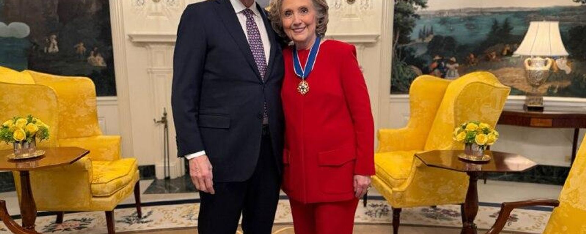 Bill Clinton comparece ante comité por caso Epstein - Sputnik Mundo, 1920, 28.02.2026