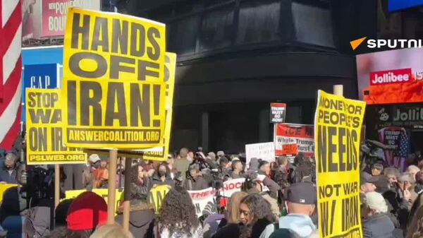 🪧 Protestan en Nueva York contra los ataques de EEUU e Israel contra Irán - Sputnik Mundo
