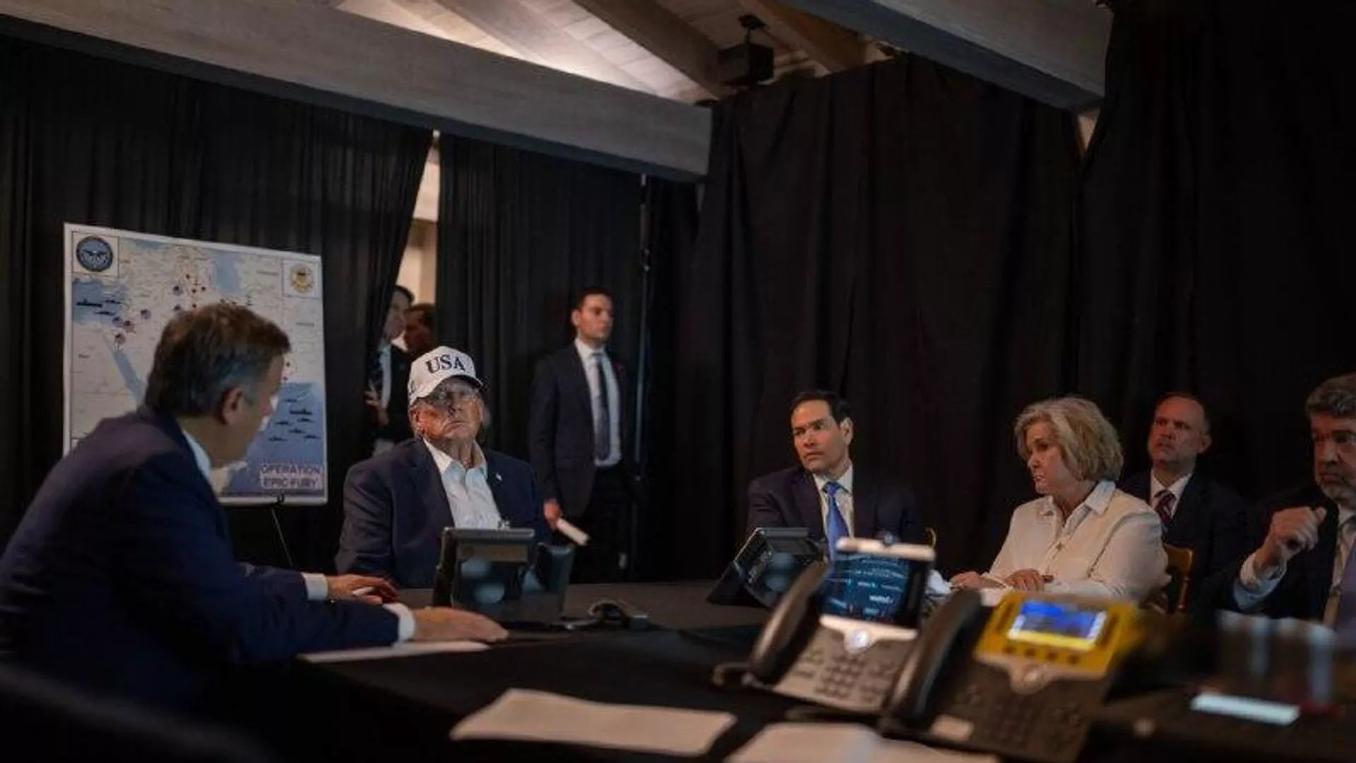 El presidente de Estados Unidos, Donald Trump, señaló que los ataques contra el país persa se mantendrán en el corto plazo - Sputnik Mundo, 1920, 28.02.2026