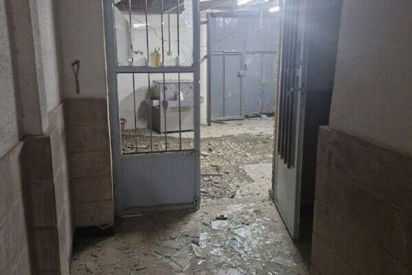 La escuela primaria Shaheed Mahallati, en Teherán, resultó dañada por ataques de EEUU e Israel - Sputnik Mundo