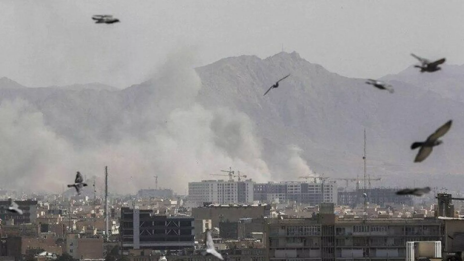 ¿Las conversaciones entre EEUU e Irán solo fueron una tapadera para un ataque furtivo? - Sputnik Mundo, 1920, 02.03.2026