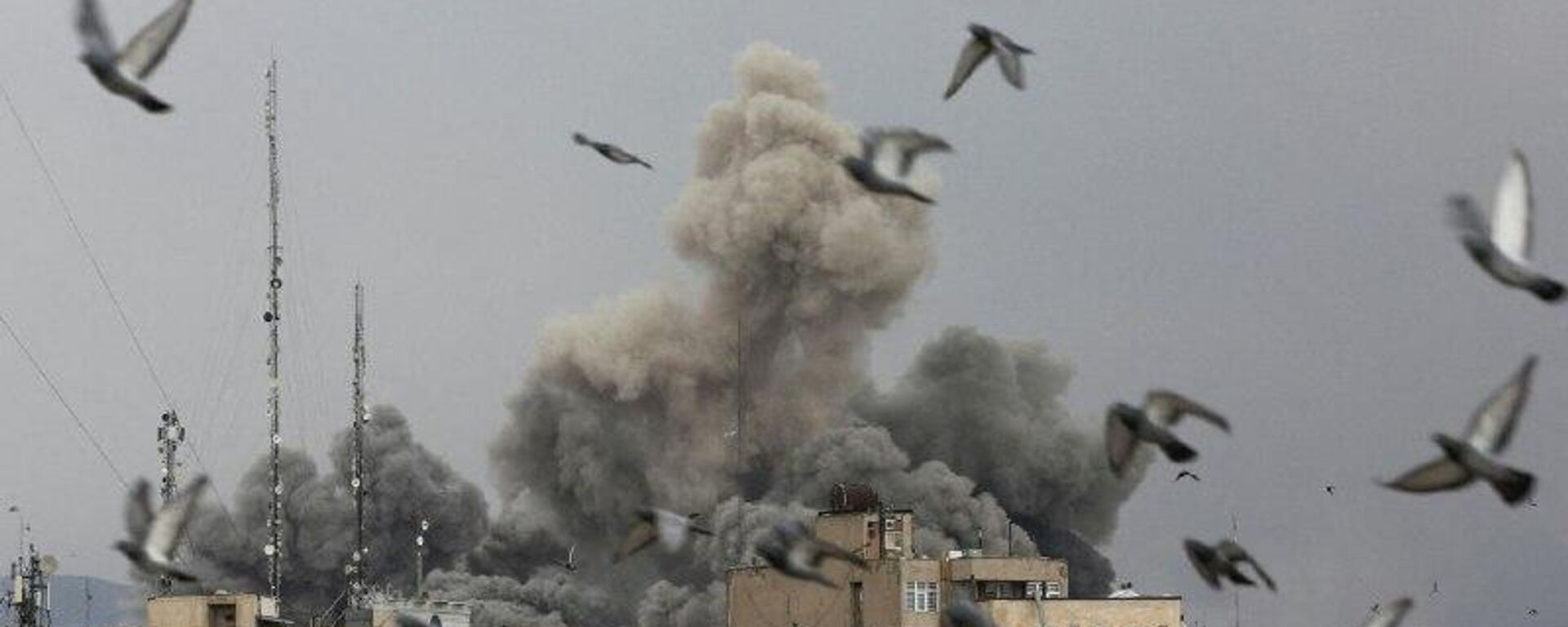 La escalada en Oriente Medio es el catalizador de un sistema global más fragmentado, opina experto - Sputnik Mundo, 1920, 03.03.2026