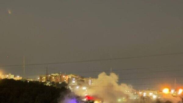 🪖 Buques de guerra israelíes atacan un suburbio al sur de Beirut - Sputnik Mundo