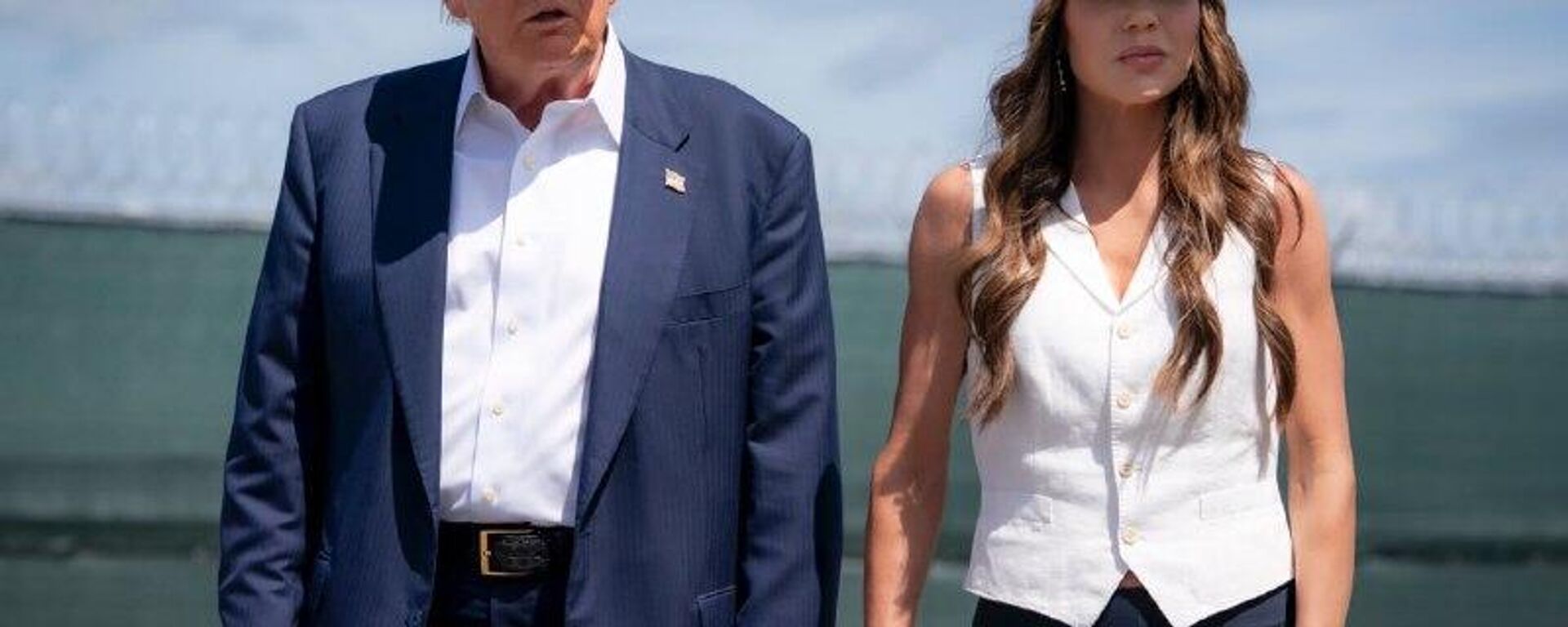 Kristi Noem dejará el Departamento de Seguridad Nacional, informa Trump - Sputnik Mundo, 1920, 05.03.2026