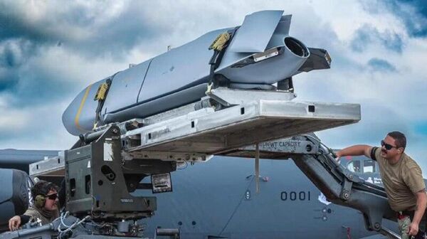 La intención de Finlandia de albergar armas nucleares provocará tensiones en Europa, advierte el Kremlin - Sputnik Mundo