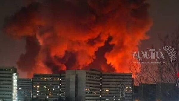 Ataques aéreos impactan en Teherán; se reportan explosiones Ataques aéreos impactan en Teherán; se reportan explosiones - Sputnik Mundo