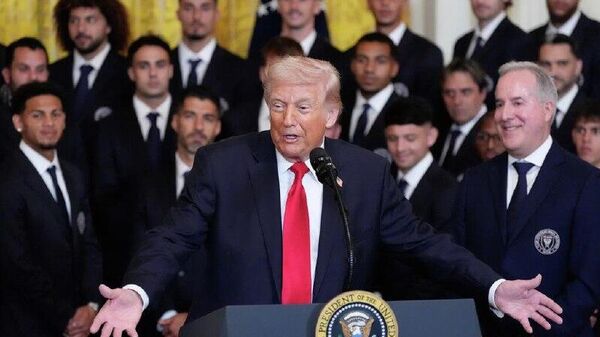 La injerencia en la política interna de otros países es una práctica constante de Washington, observa un experto - Sputnik Mundo