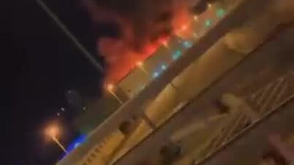 Reportan incendio en un puerto de Baréin - Sputnik Mundo