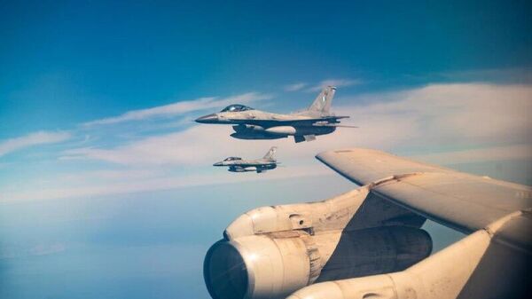 🪖 Las Fuerzas de Defensa de Israel informaron sobre un ataque preciso contra comandantes clave de la Fuerza Quds de los Cuerpos de la Guardia Revolucionaria Islámica en Beirut, la capital del Líbano - Sputnik Mundo