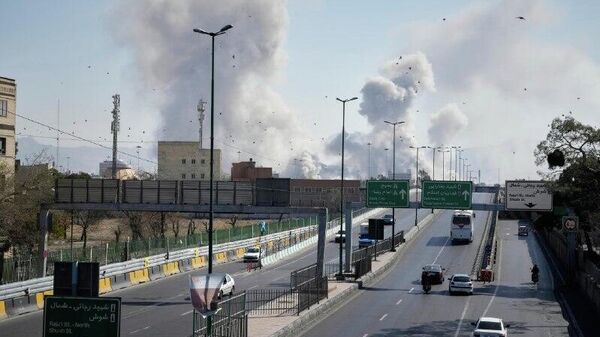 Más de 600 mexicanos han sido evacuados de Oriente Medio por el conflicto - Sputnik Mundo