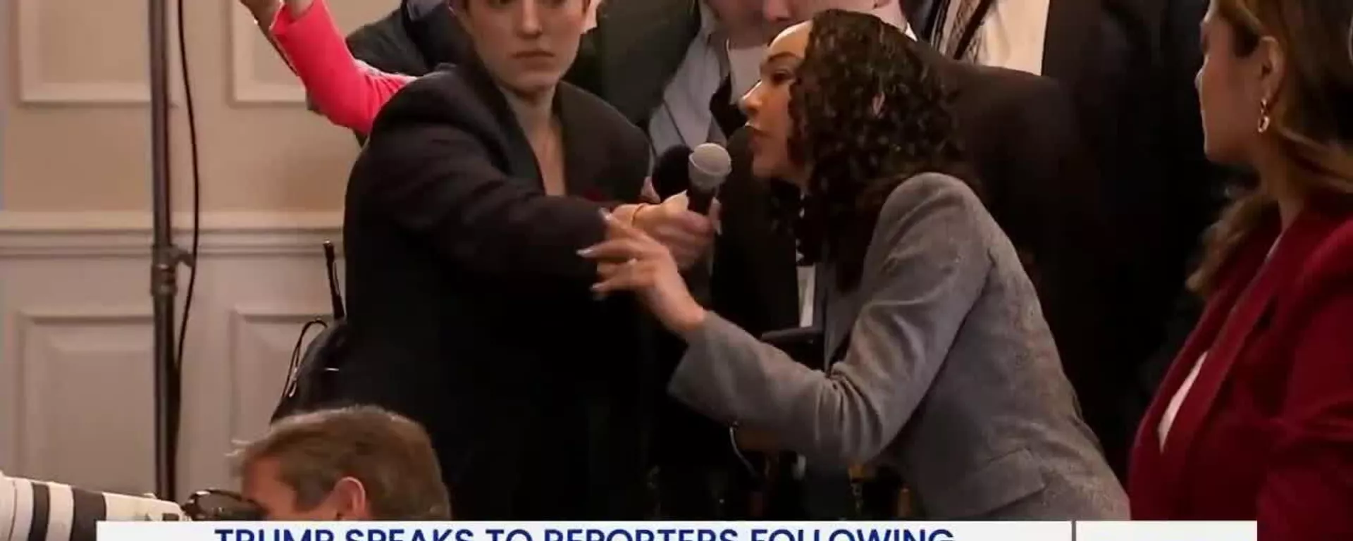 Trump habla sobre presión de EEUU a Cuba: Puede que sea una toma amistosa, puede que no - Sputnik Mundo, 1920, 10.03.2026