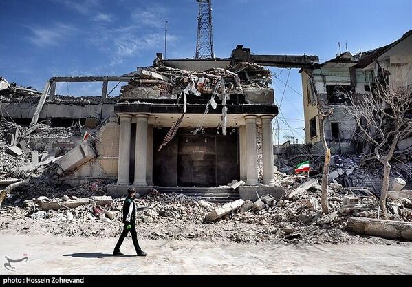 Edificios destruidos tras los ataques aéreos de EEUU e Israel en Teherán - Sputnik Mundo