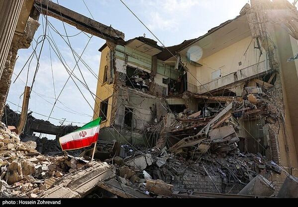 Edificios destruidos tras los ataques aéreos de EEUU e Israel en Teherán - Sputnik Mundo