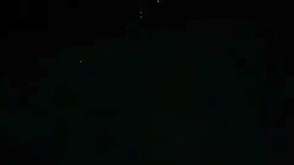 Misiles iraníes cruzan el cielo de Nablús rumbo a Israel - Sputnik Mundo