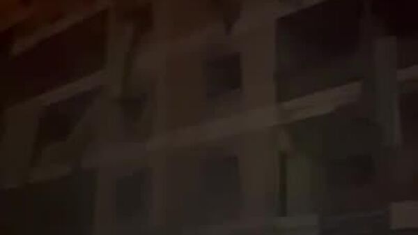 Ataque israelí derriba un edificio cerca de Beirut - Sputnik Mundo