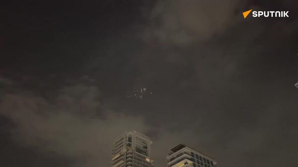 🪖 Un misil balístico iraní lanzado contra el centro de Israel portaba una ojiva de racimo, según medios locales - Sputnik Mundo