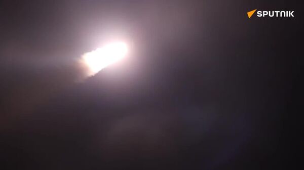 🪖 Lanzan la oleada número 47 de la operación Promesa Verdadera IV - Sputnik Mundo