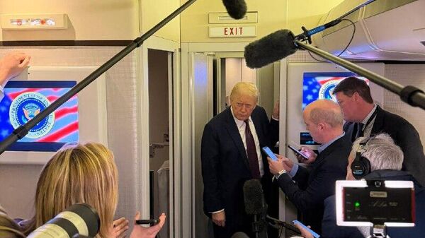 Trump amaga a Cuba: dice que pronto habrá un acuerdo o haremos lo que sea necesario - Sputnik Mundo