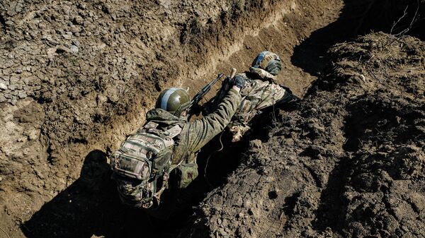 Soldados rusos en la zona de la operación militar especial - Sputnik Mundo