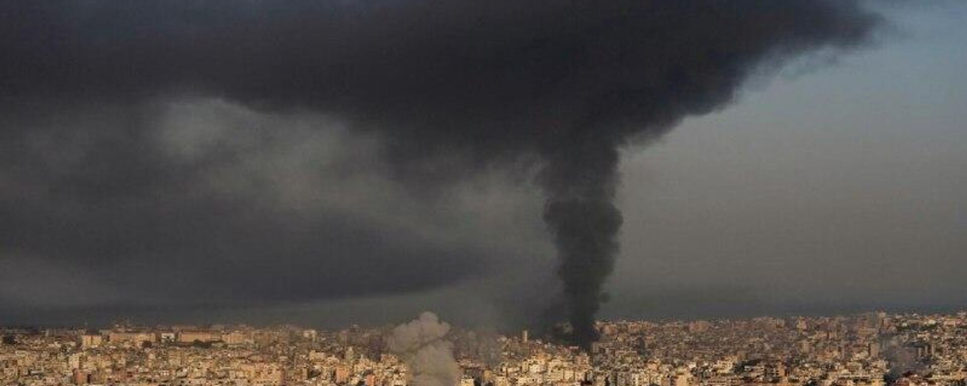 Exponen por qué los países del golfo Pérsico evitaron sumarse a una confrontación de EEUU contra Irán - Sputnik Mundo, 1920, 16.03.2026