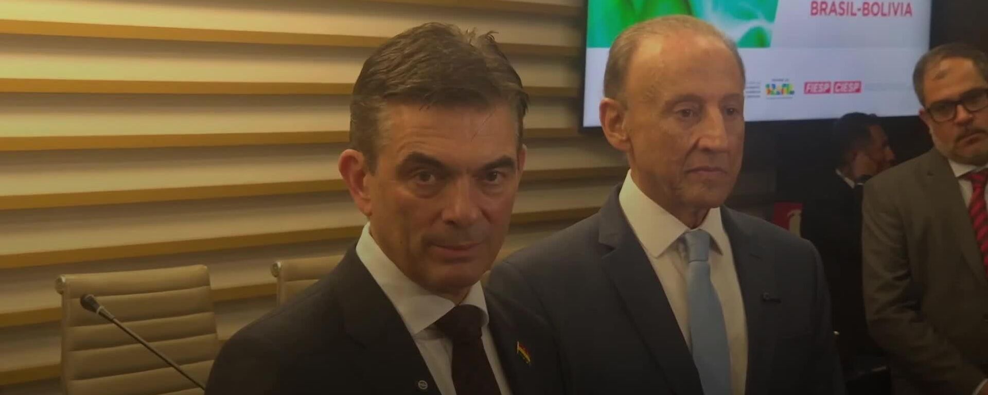 Rodrigo Paz invita a Petrobras a fortalecer sus relaciones con Bolivia - Sputnik Mundo, 1920, 17.03.2026