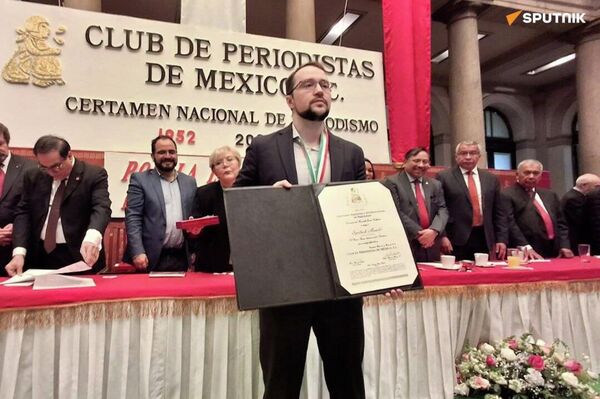 El Club de Periodistas de México premia a Sputnik por su labor - Sputnik Mundo