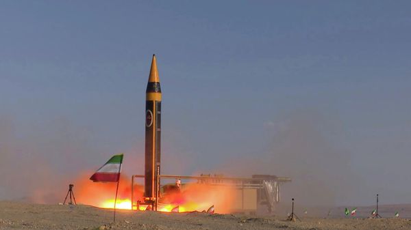 Запуск ракеты Khorramshahr-4 в Иране - Sputnik Mundo