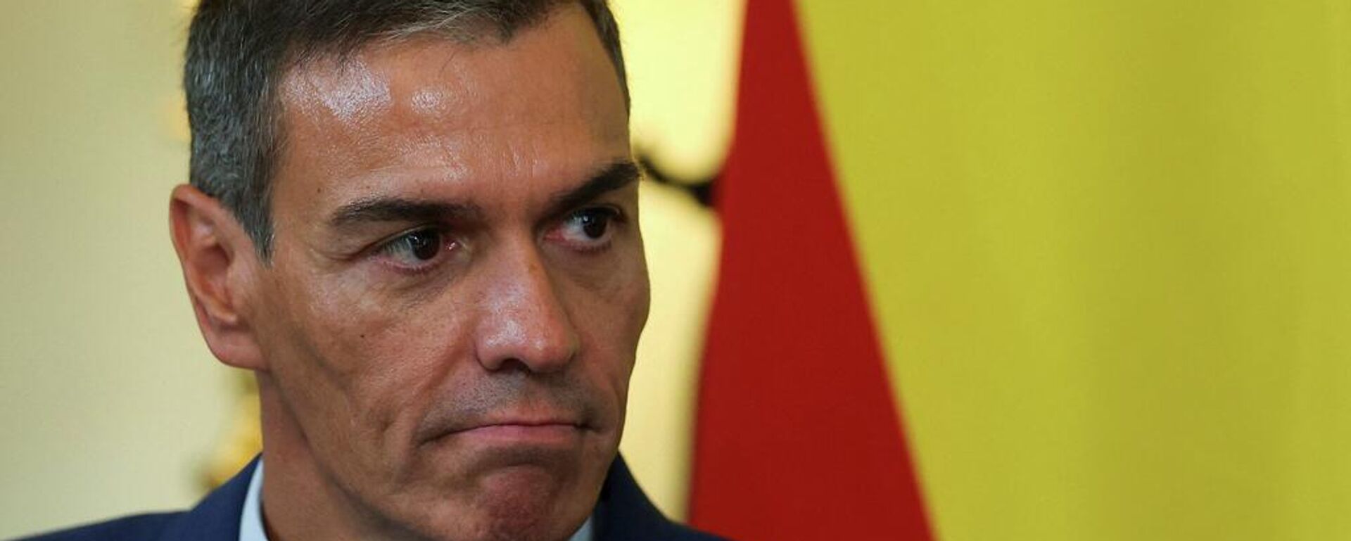 Pedro Sánchez, presidente del Gobierno español, durante una reunión con el primer ministro británico, en Londres, el miércoles 3 de septiembre de 2025  - Sputnik Mundo, 1920, 25.03.2026