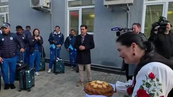 Bienvenidos a Rusia: llega la selección nicaragüense de fútbol para medirse contra el equipo ruso - Sputnik Mundo