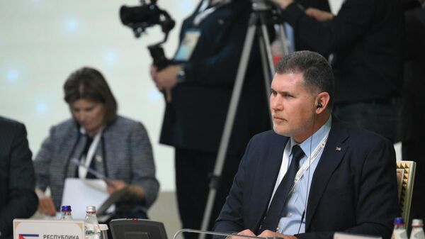 Oscar Pérez-Oliva Fraga, ministro cubano de Comercio Exterior e Inversiones, en una reunión ampliada del Consejo Intergubernamental Euroasiático en Shymkent  - Sputnik Mundo