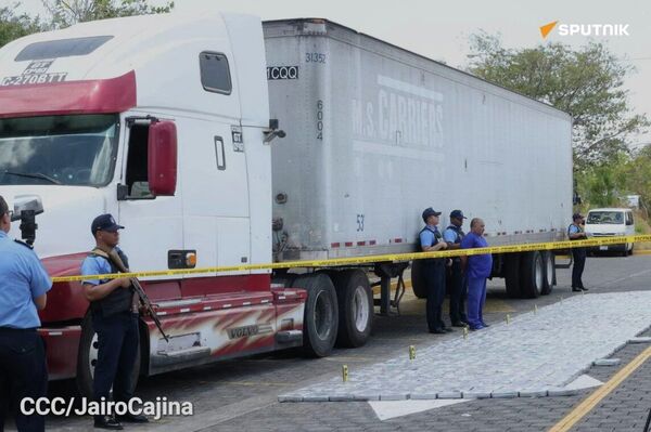 La Policía de Nicaragua incauta más de 1.300 kilos de cocaína al suroeste del país. - Sputnik Mundo