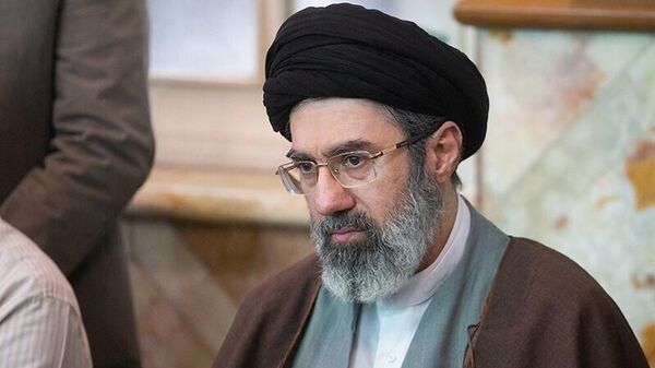 El líder supremo de Irán, Mojtabá Jameneí - Sputnik Mundo