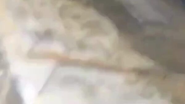 Emprenden labores para salvar a un niño atrapado entre escombros tras bombardeo israelí contra el Líbano - Sputnik Mundo