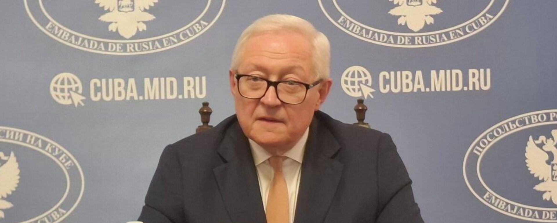 El vicecanciller ruso, Serguéi Riabkov, en visita oficial en Cuba. - Sputnik Mundo, 1920, 10.04.2026