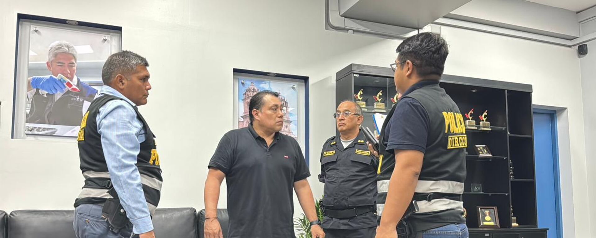 José Edilberto Samamé Blas, exgerente de Gestión Electoral de la Oficina Nacional de Procesos Electorales (ONPE), fue detenido en Perú - Sputnik Mundo, 1920, 14.04.2026