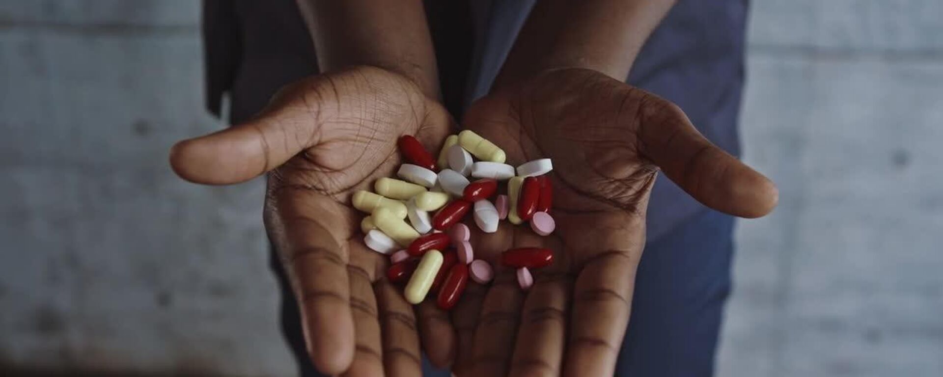 Medicamentos genéricos deben abordarse en la revisión del T-MEC, demanda organización de México - Sputnik Mundo, 1920, 14.04.2026