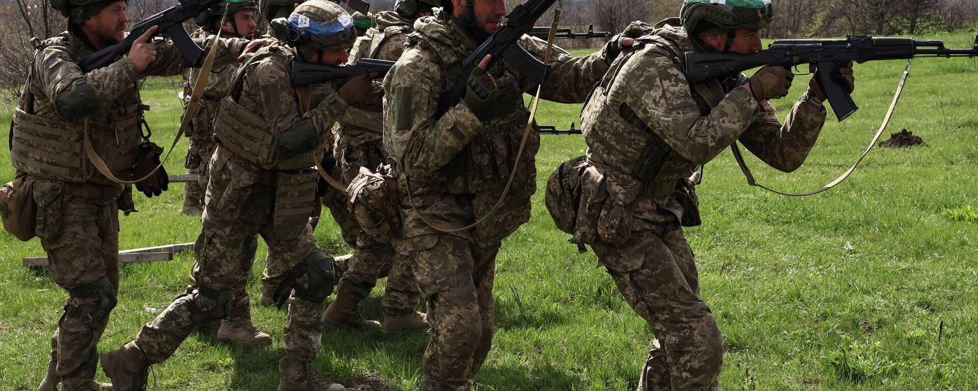 Militares ucranianos - Sputnik Mundo, 1920, 14.04.2026