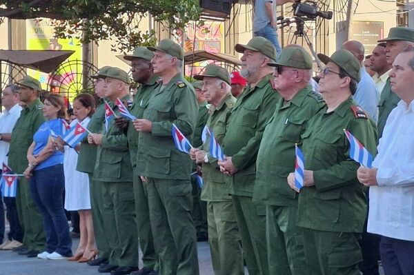 Cuba conmemora el aniversario 65 de la proclamación del carácter socialista de la Revolución Cubana - Sputnik Mundo