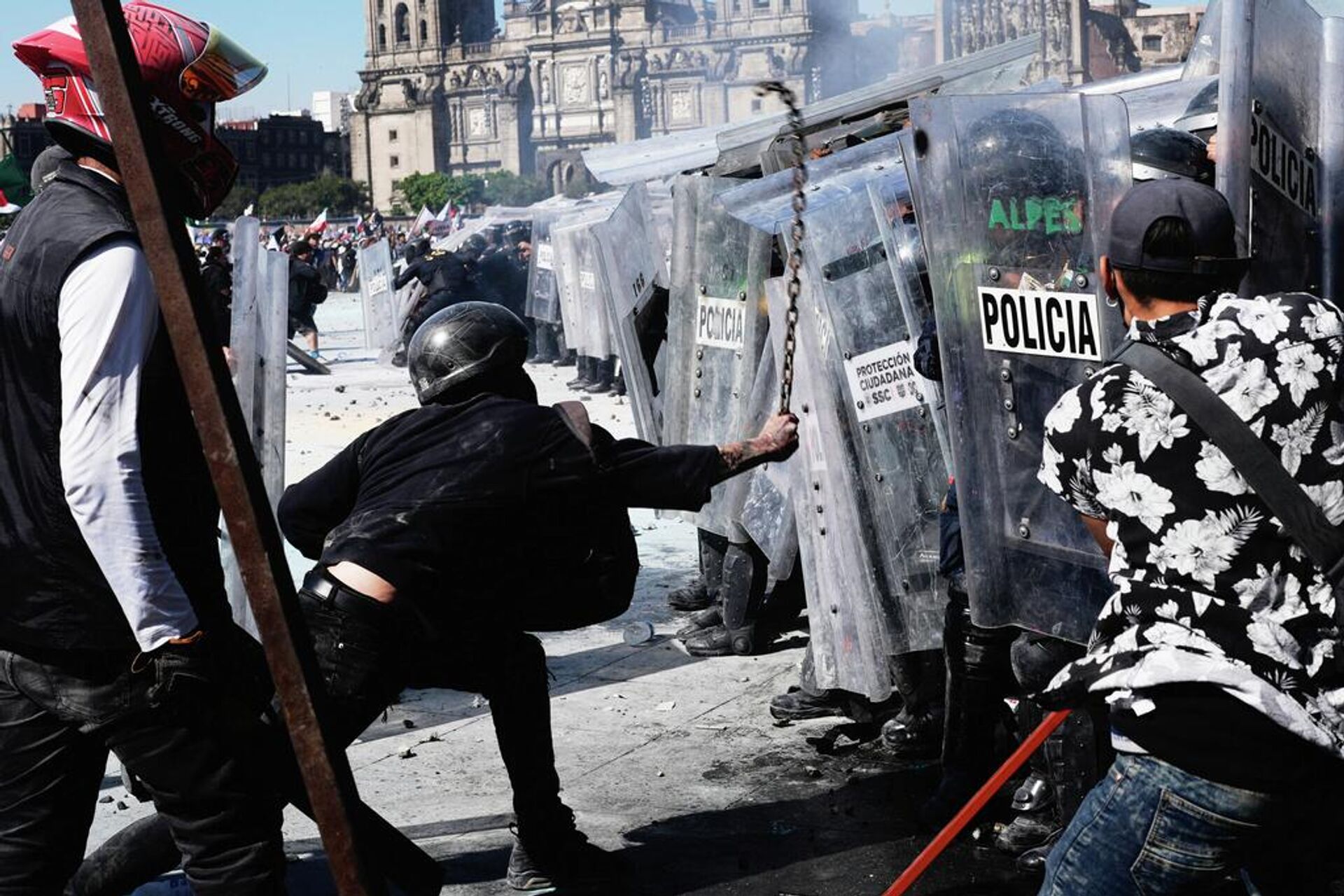 Una protesta anti gubernamental en noviembre de 2025 en la Ciudad de México - Sputnik Mundo, 1920, 24.04.2026