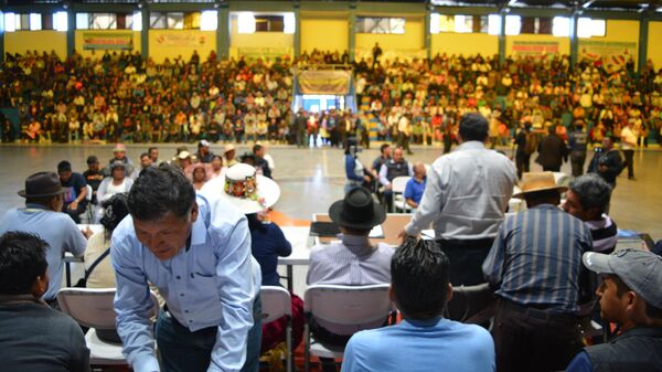 Reunión de campesinos y afines a Evo Morales en la ciudad boliviana de Cochabamba - Sputnik Mundo