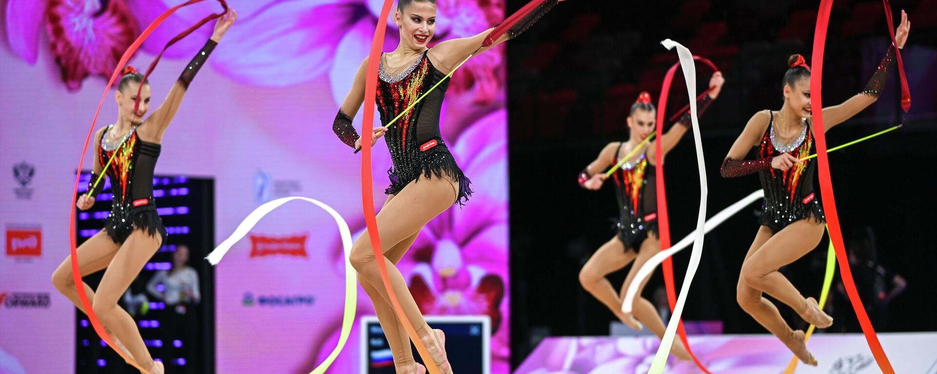 Las atletas que representan a Moscú realizan una rutina con cintas en la final de la competición internacional de gimnasia rítmica Strongest Cup 2025 - Sputnik Mundo, 1920, 27.04.2026