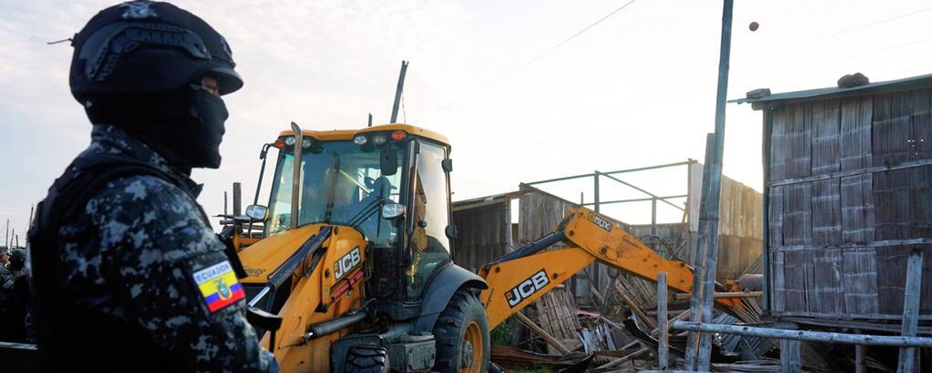 Policía de Ecuador en un operativo. - Sputnik Mundo, 1920, 29.04.2026