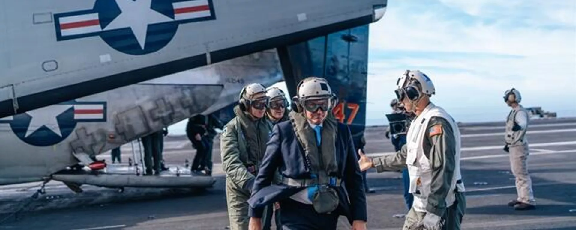 El presidente de Chile, José Antonio Kast, durante una visita al portaviones estadounidense USS Nimitz en aguas chilenas en abril de 2026 - Sputnik Mundo, 1920, 05.05.2026