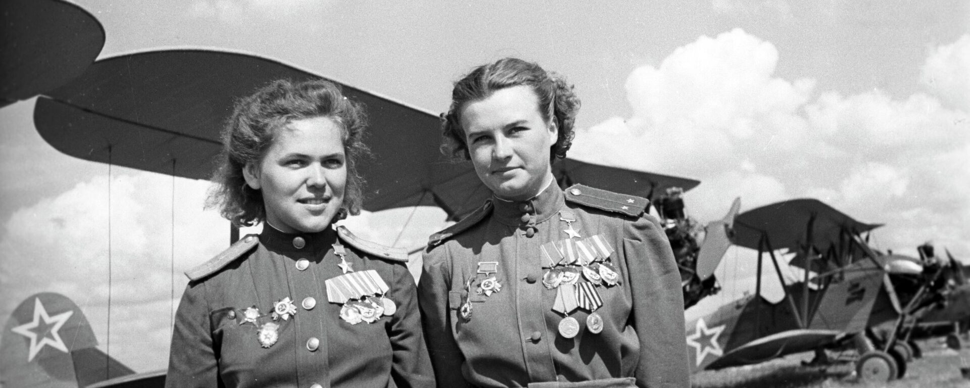 La leyenda de las 'Brujas de la Noche': las valientes aviadoras soviéticas que se convirtieron en la pesadilla de la Wehrmacht - Sputnik Mundo, 1920, 06.05.2026