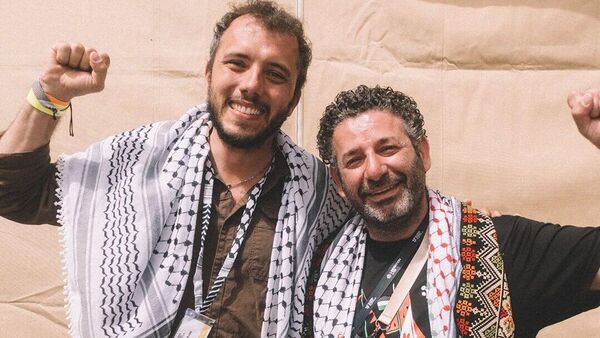 El brasileño Thiago Ávila y el español-palestino Saif Abu-Keshek. - Sputnik Mundo