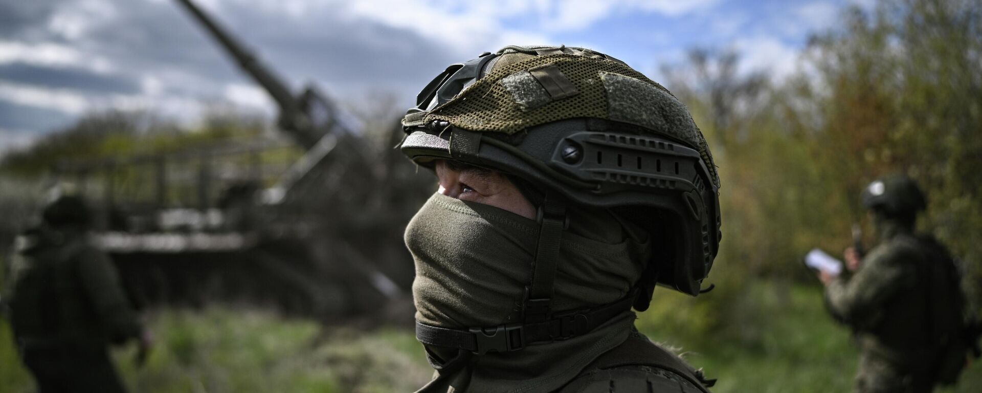 Soldados rusos en la zona de la operación militar especial  - Sputnik Mundo, 1920, 08.05.2026